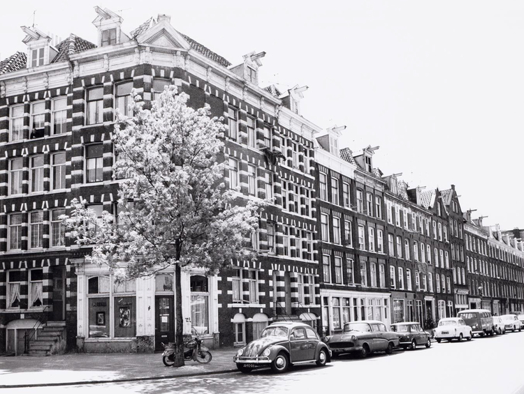  Commelinstraat in 1969, links de Pontanusstraat.<br />Foto: Stadsarchief Amsterdam 
