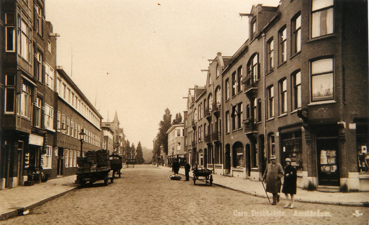 Cornelis Drebbelstraat 05 links - ± 1928 .<br />Foto: Jan van Deudekom 