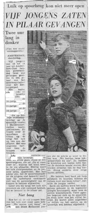 Artikel met een foto van Jelle en Jotte Artikel met foto van Jelle en Jotte uit de Telegraaf, 1957. Uit de Telegraaf, 1957. 