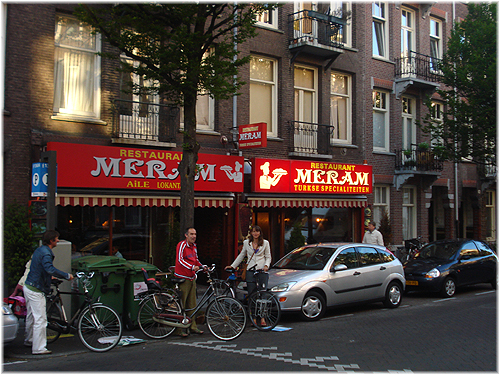 Turks Restaurant Meram in de Pretoriusstraat. Foto Pieter de Lang,  