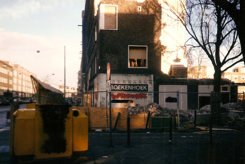 Molukkenstraat 167 afbraak in 1990 .<br />Foto: Tineke Hauwert 